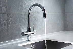 Privātmāja un ūdens pieslēgums