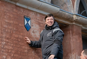На пяти зданиях Даугавпилсской крепости появились специальные обозначения (фото)