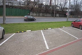 Ceļu drošības aprīkojums un palīglīdzekļi no SIA SD Serviss