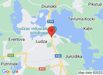  Baznīcas 25, Ludza, Ludzas nov. LV-5701,  Kristīne, veikals