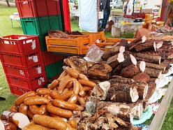 Gaļas izstrādājumi