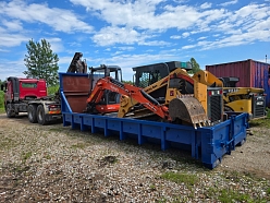 Kompaktiekrāvēju noma