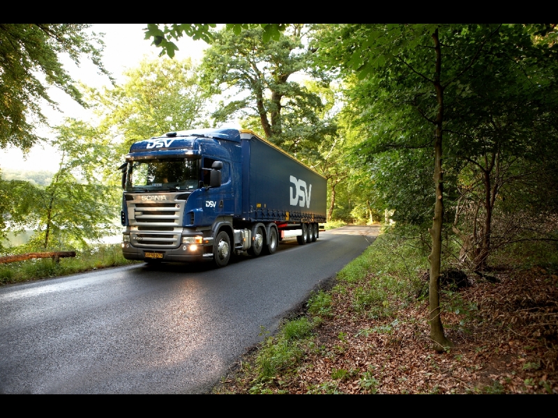 Sauszemes kravu pārvadājumi