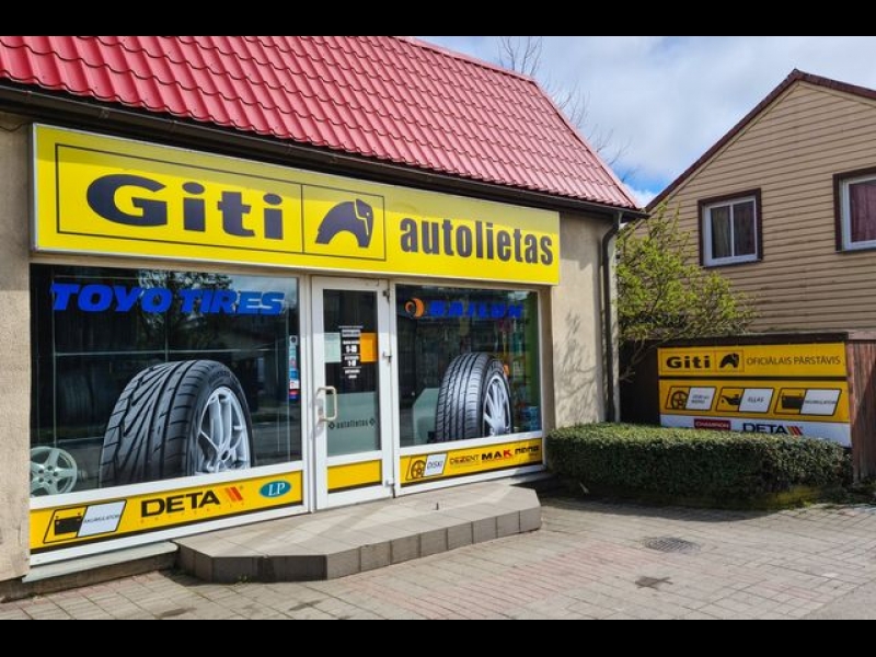 Auto riepu un disku tirdzniecība