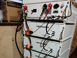 Enerģijas uzkrāšanas bateriju sistēmas uzstādīšana