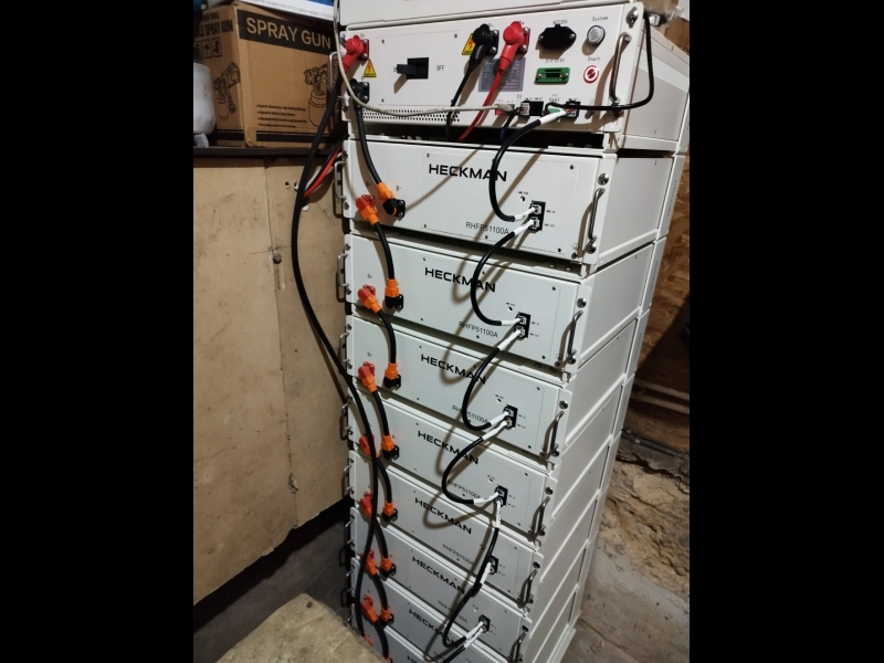 Enerģijas uzkrāšanas bateriju sistēmas uzstādīšana