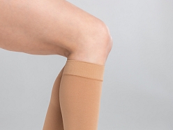 Medicīniskās kompesijas pusgarās zeķes ar kokvilnu bez pirkstu daļas, Modelis AD209 Cotton – II kompresijas klase 23-32 mm Hg