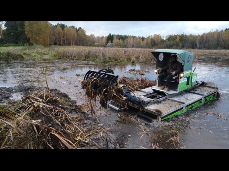Ūdenstilpju attīrīšana ar amfībijas tehniku
