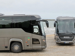 Autobusu noma ar šoferi