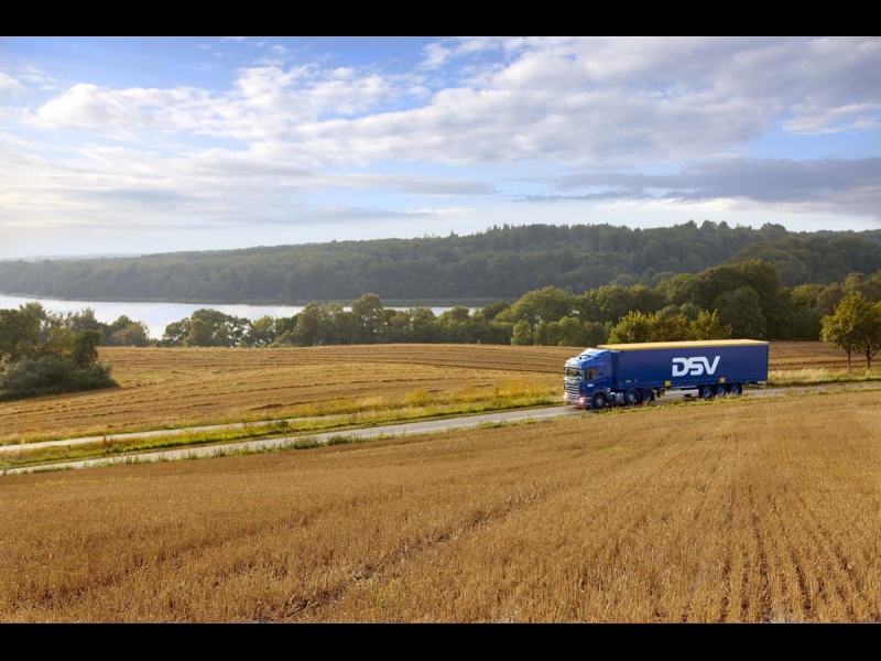 Sauszemes kravu pārvadājumi