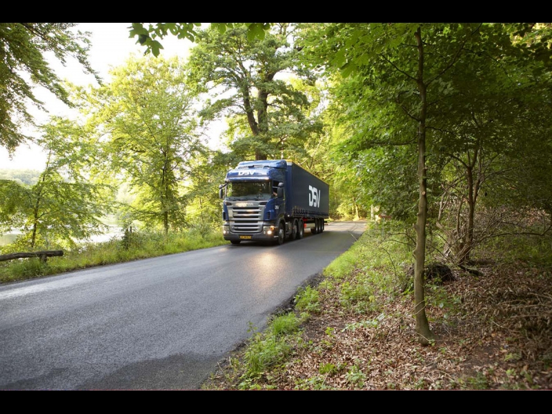 Sauszemes kravu pārvadājumi