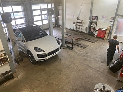 Autoserviss Rīgā Eskada serviss 
