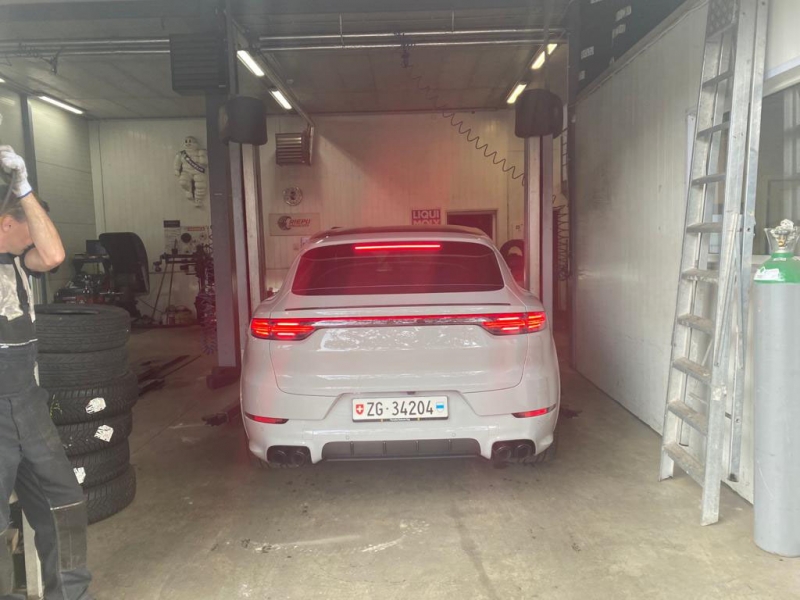 Autoserviss Rīgā Eskada serviss 
