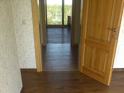 Profesionāla ozola un oša koka grīdu un parketa ieklāšana, restaurācija, tirdzniecība. Ražots Latvijā.