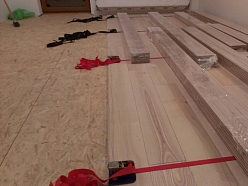 Profesionāla ozola un oša koka grīdu un parketa ieklāšana, restaurācija, tirdzniecība. Ražots Latvijā.