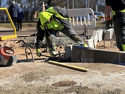 Betona apmaļu izbūve