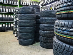 Auto riepu un disku tirdzniecība