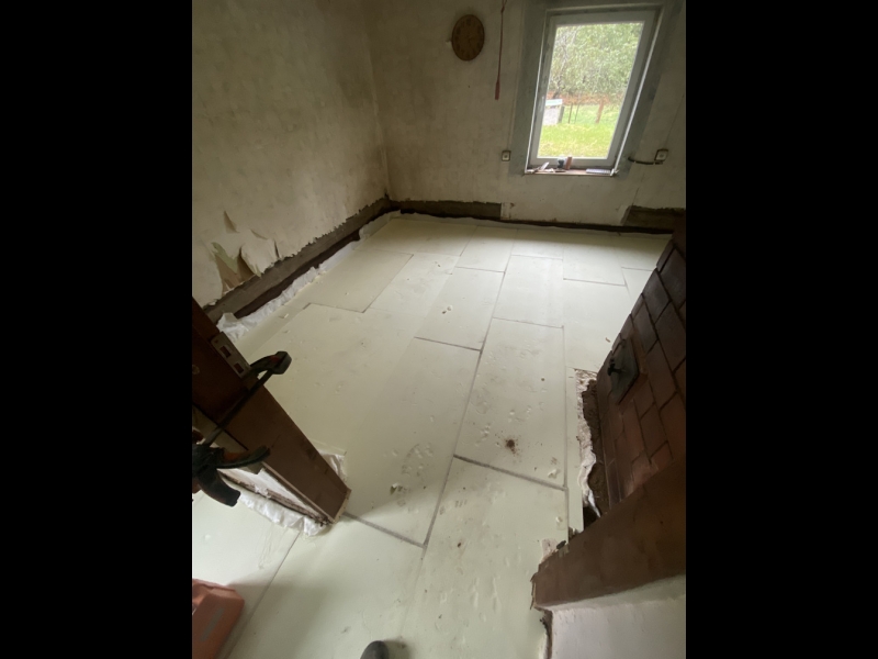 Pilna cikla grīdas izbūve