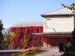 Mētrienas pamatskola