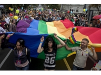 Belgradā notikusi homoseksuāļu tiesību aktīvistu demonstrācija jeb praids.