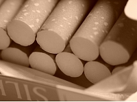Daugavpilī Valsts robežsardzes darbinieki aizturējuši Latvijas pilsoni un izņēmuši nepilnus 34 tūkstošus kontrabandas cigarešu.
