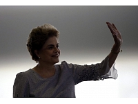 Vairākums (68%) brazīliešu atbalsta prezidentes Dilmas Rusefas atcelšanu no amata.