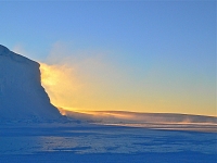 Globālās sasilšanas ietekmē Ziemeļpols virzās uz austrumiem Lielbritānijas virzienā.
