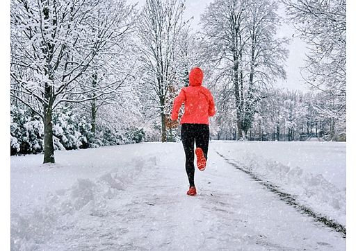 Kā vingrot ziemā? 9 praktiski padomi aktīvai sezonai