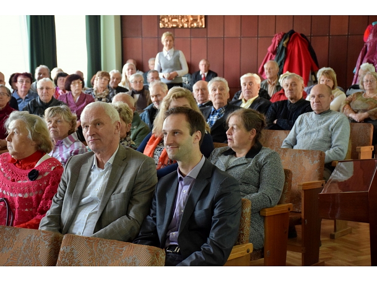 Publicitātes foto