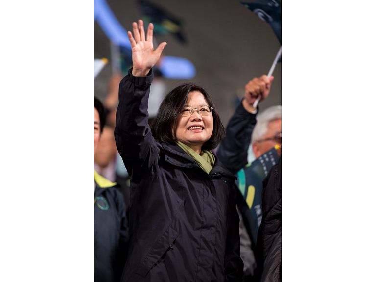 Taivānā notikušajās prezidenta vēlēšanas pirmo reizi uzvarējusi sieviete.