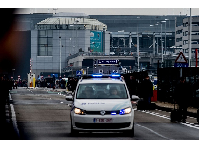Sprādzienos Briseles lidostā un Beļģijas galvaspilsētas metro sistēmā, nogalināti vismaz 34 cilvēki, bet vairāk nekā 200 guvuši ievainojumus. Teroristu grupējums 