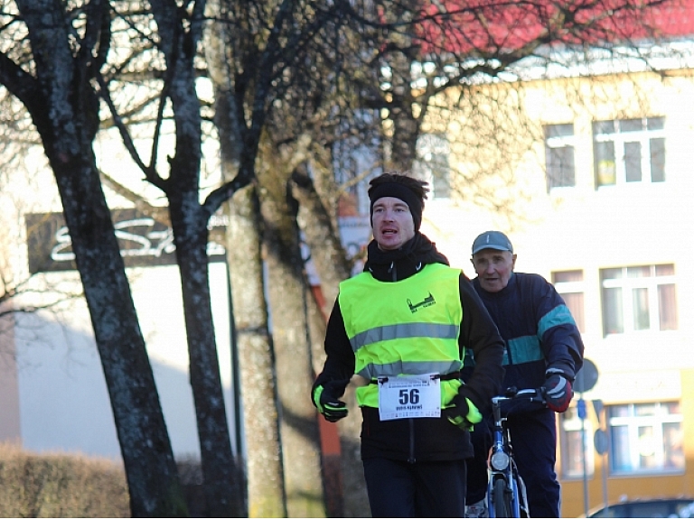 Sestdien, 2.aprīlī 107 kilometru garajā skrējienā 