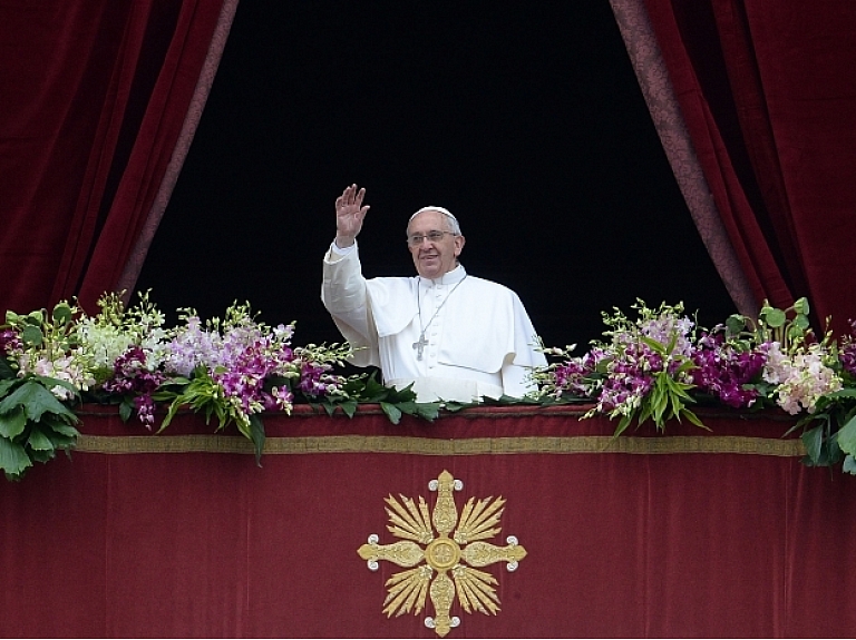 Gatavojoties Latvijas simtgadei, Latgales pašvaldību vadītāji  uz svinībām uzaicinājuši Romas katoļu baznīcas pāvestu Francisku I.