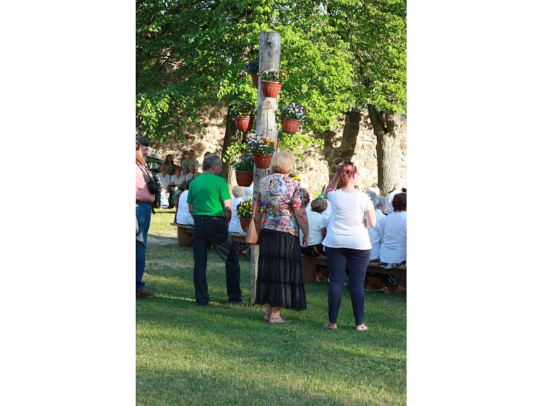 Agnese Sēne, Sanda Vītola/ Valmiera24.lv praktikantes