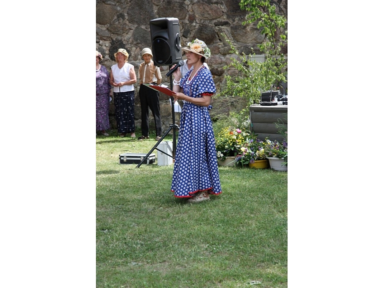 Agnese Sēne, Sanda Vītola/ Valmiera24.lv praktikantes