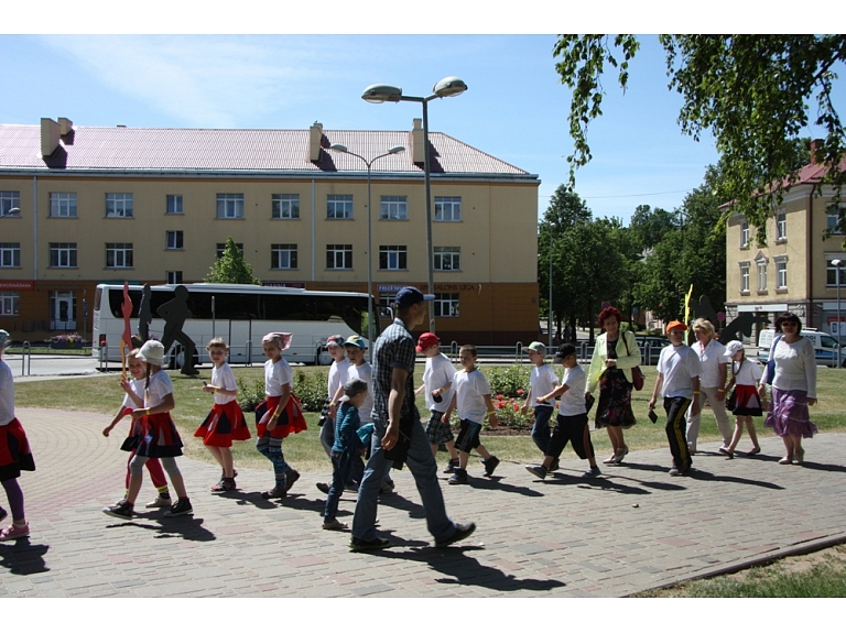 Agnese Sēne, Sanda Vītola/ Valmiera24.lv praktikantes