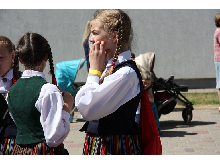 Agnese Sēne, Sanda Vītola/ Valmiera24.lv praktikantes