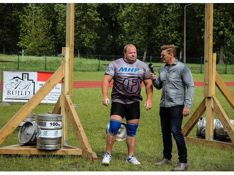 Publicitātes foto