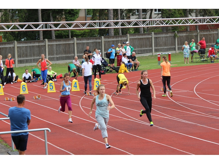 Dāvis Strazds, Aija Dekterova/ Valmiera24.lv