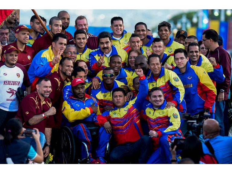 Visi Venecuēlas olimpiskās komandas 87 dalībnieki, kas piedalījās Riodežaneiro olimpiskajās spēlēs, saņems bezmaksas mājokļus no valdības.