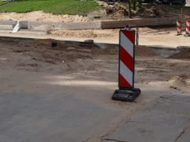 Raitākai nokļūšanai uz "Positivus" pārtrauks remontdarbus uz Tallinas šosejas