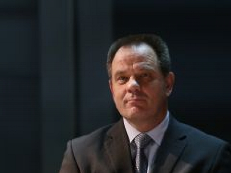 Limbažu dome lems par Beļaunieka atbrīvošanu no amata