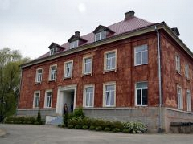 Aizvadīts Trikātas pamatskolas absolventu salidojums