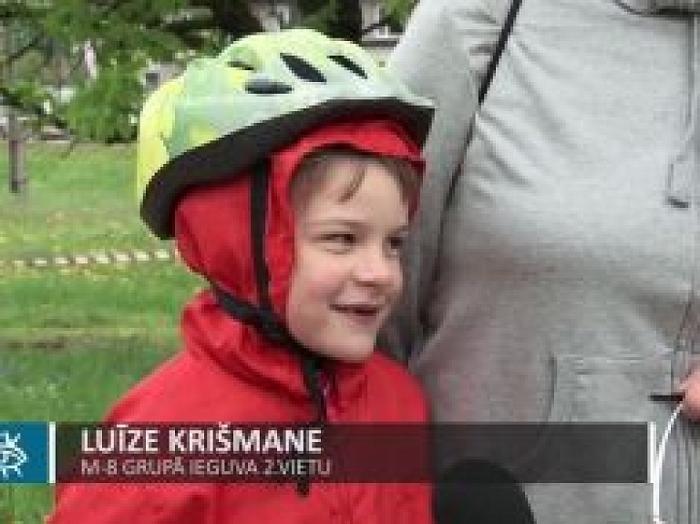 Jau otro gadu aizvadīts "Talsu velokross 2015"