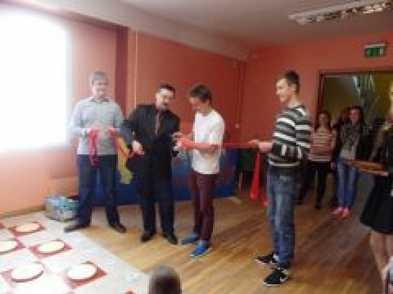 Limbažu 3.vidusskolā pabeidz projektu "Paši veidojam sevi un vidi sev apkārt"