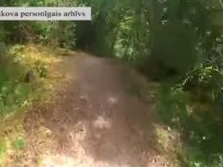Notiek gatavošanās velokrosa sacensībām "Talsu velokross 2015"