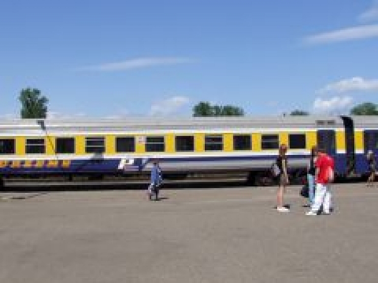 Kursēs dīzeļvilciens Rīga-Gulbene-Rīga