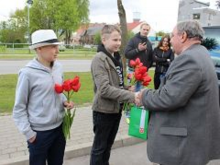 Gulbenes Mūzikas skolas audzēkņiem panākumi konkursā Parīzē