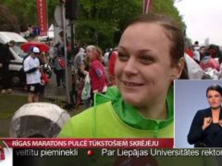 Rīgas maratons pulcē tūkstošiem skrējēju