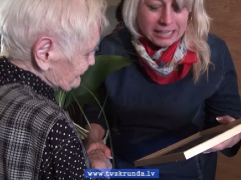 Skrundas TV: Raņķeniecei Otīlijai Lauvai - 100